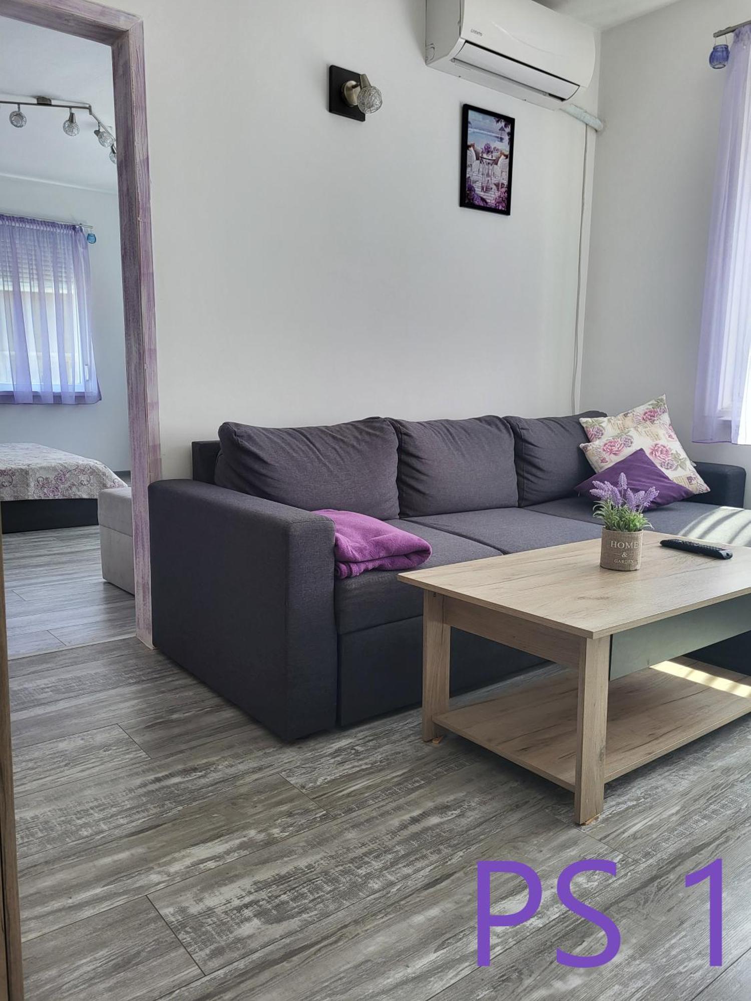 וליקו טורנובו Purple Studios מראה חיצוני תמונה