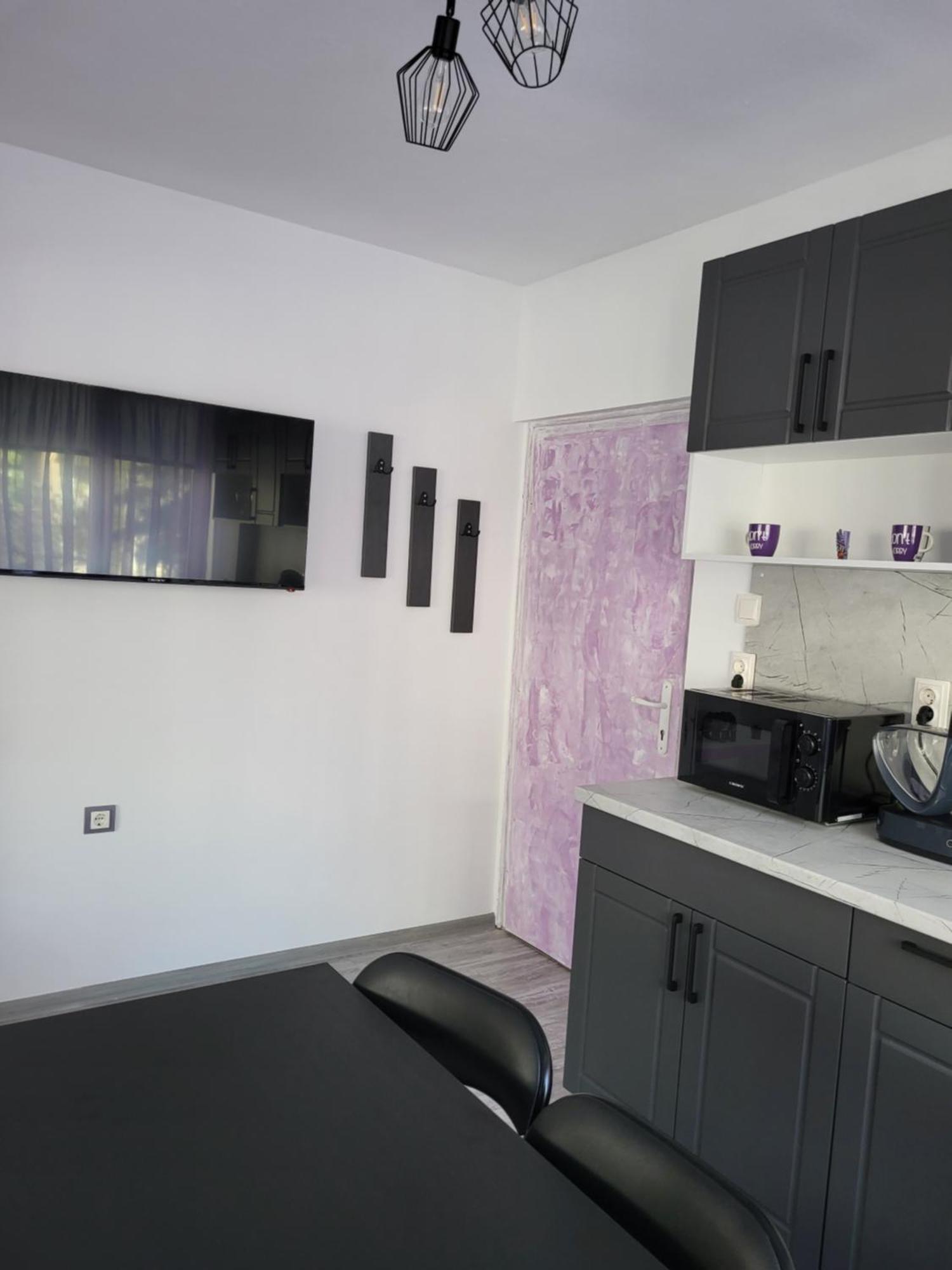 וליקו טורנובו Purple Studios חדר תמונה