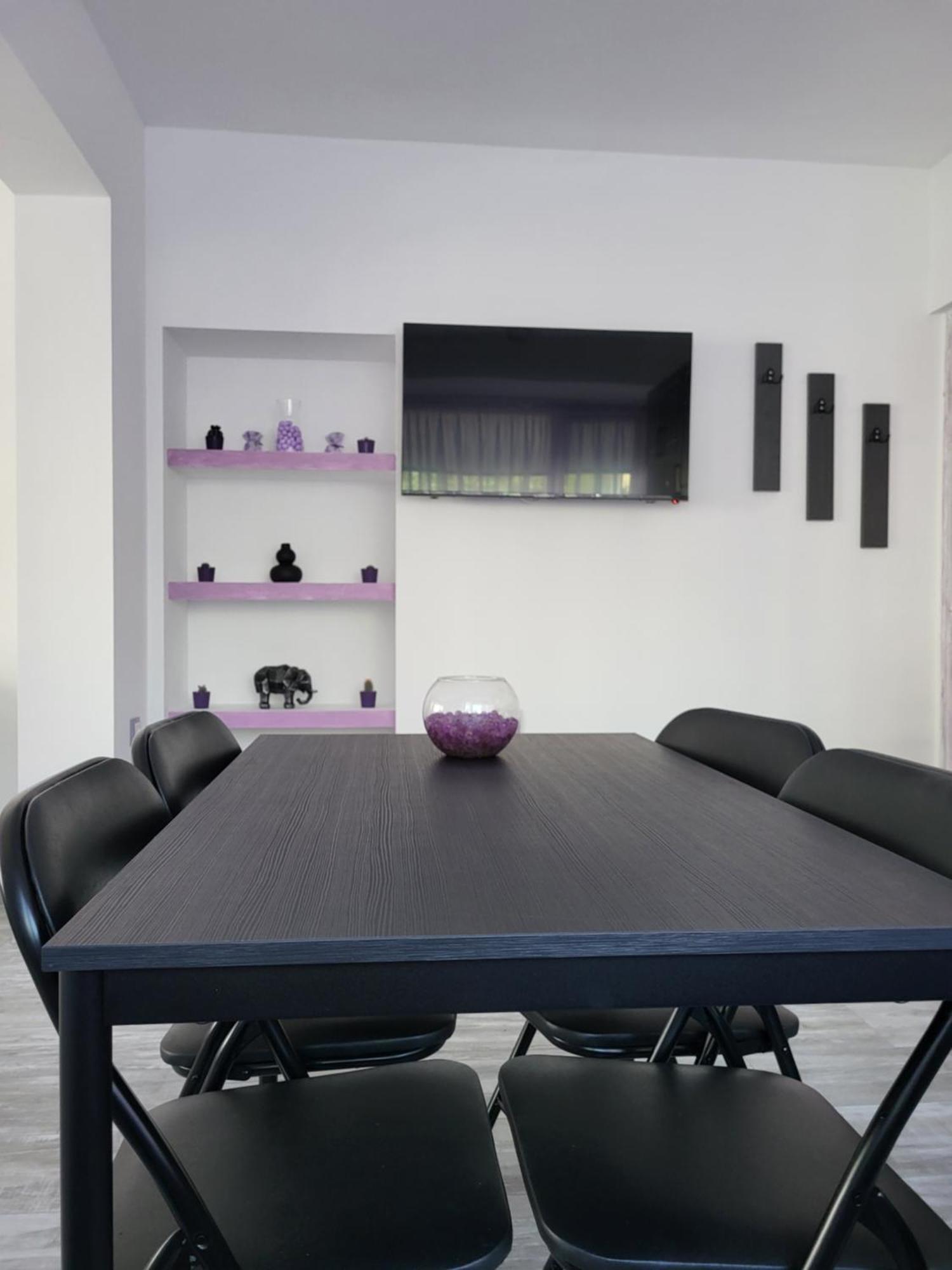 וליקו טורנובו Purple Studios מראה חיצוני תמונה